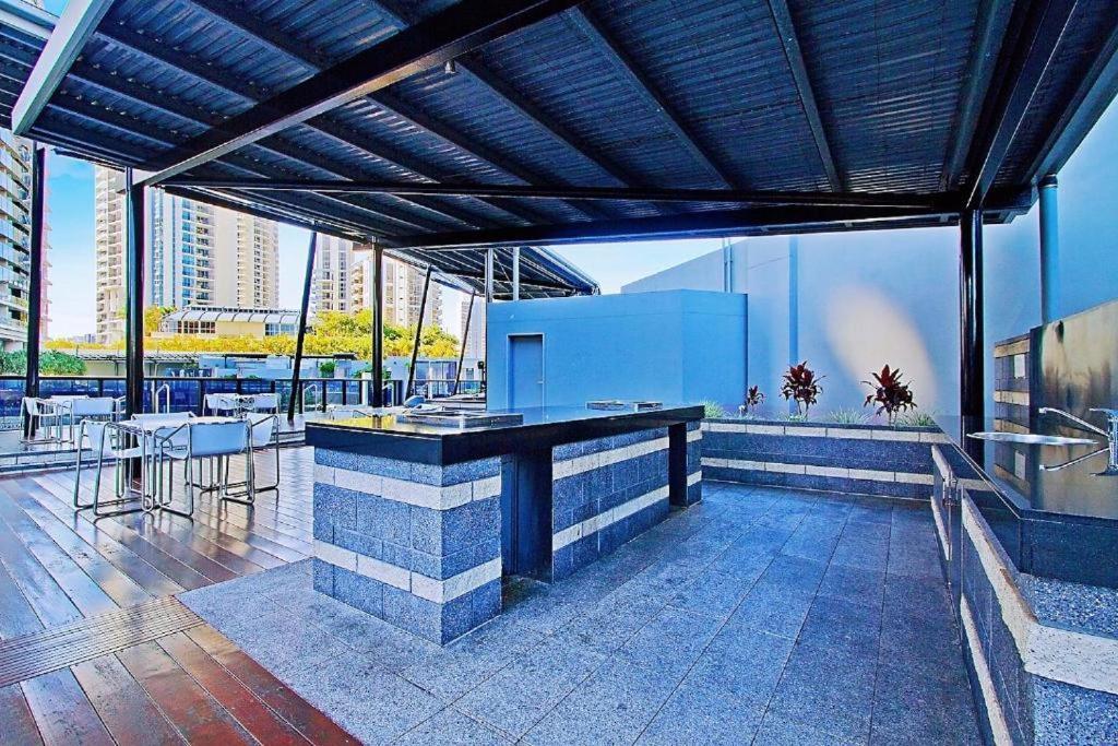 Apartment Circle On Cavill - Paradise Stayz Gold Coast
